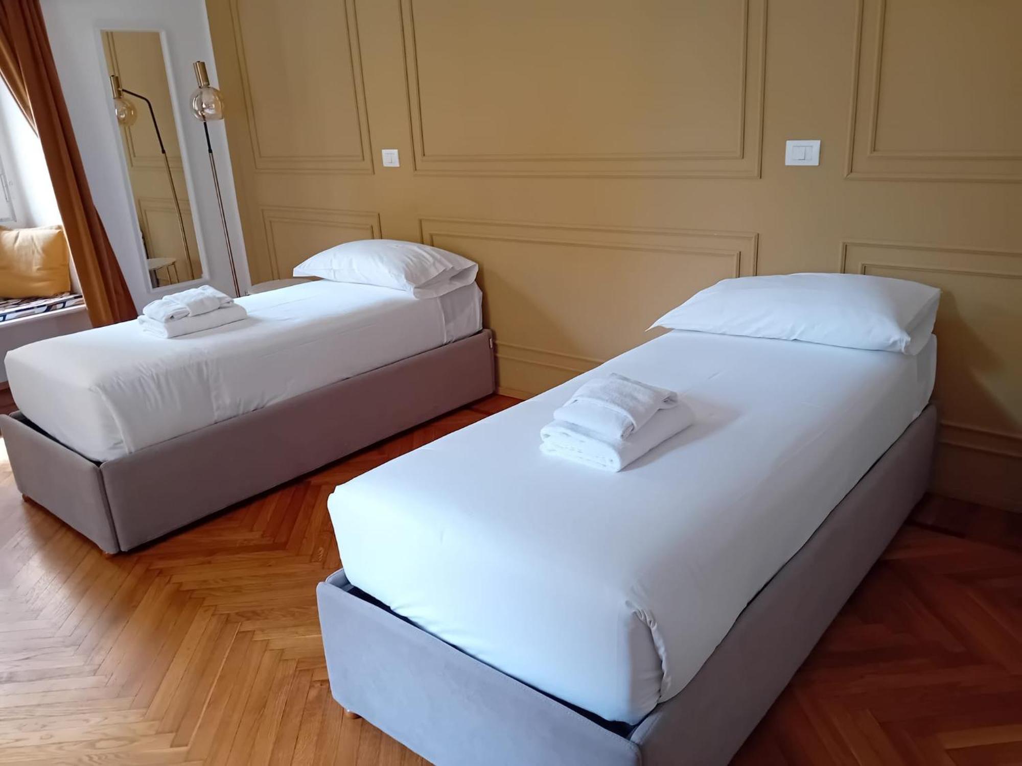 Turin Central Suite Екстериор снимка