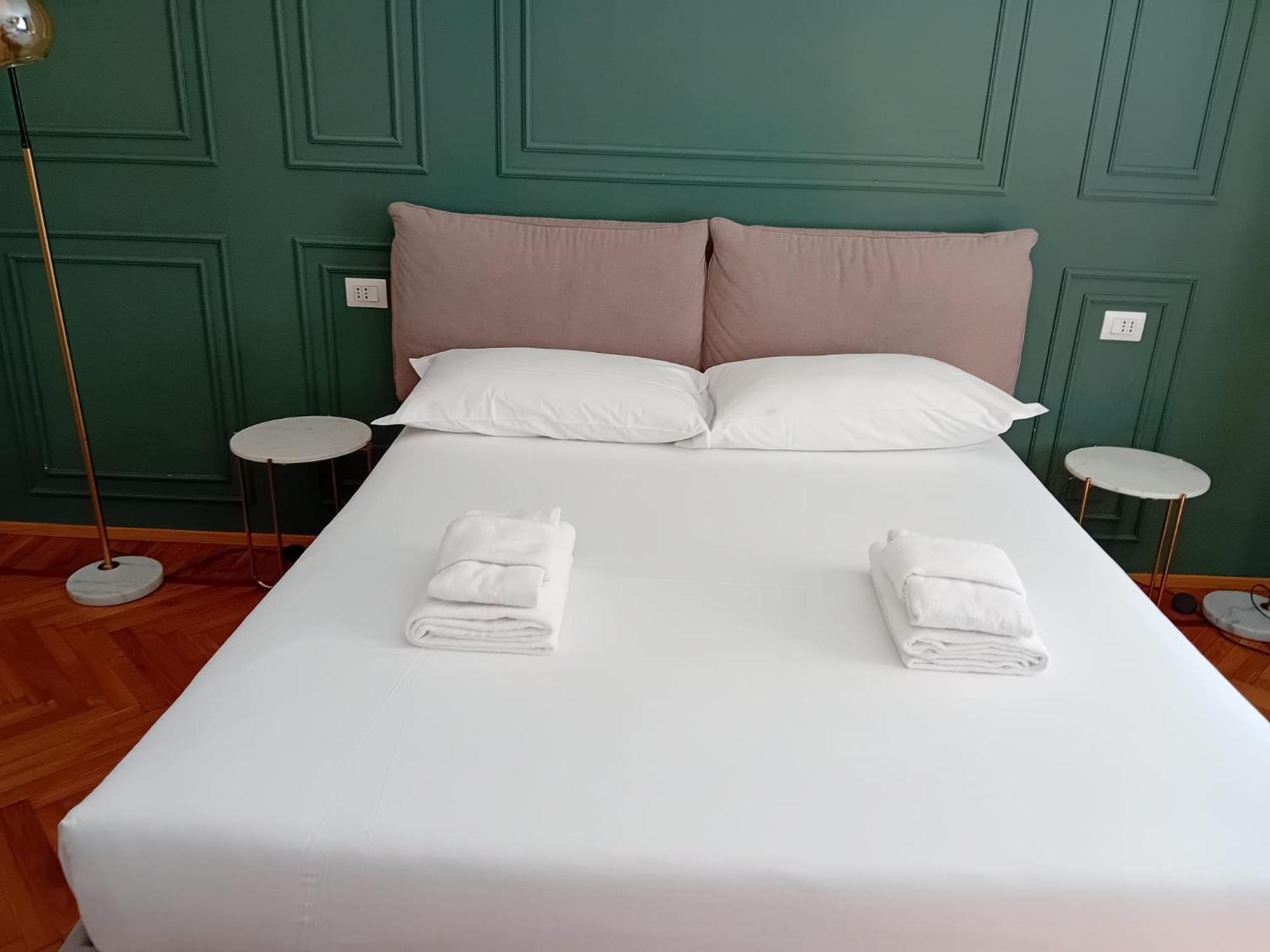 Turin Central Suite Екстериор снимка